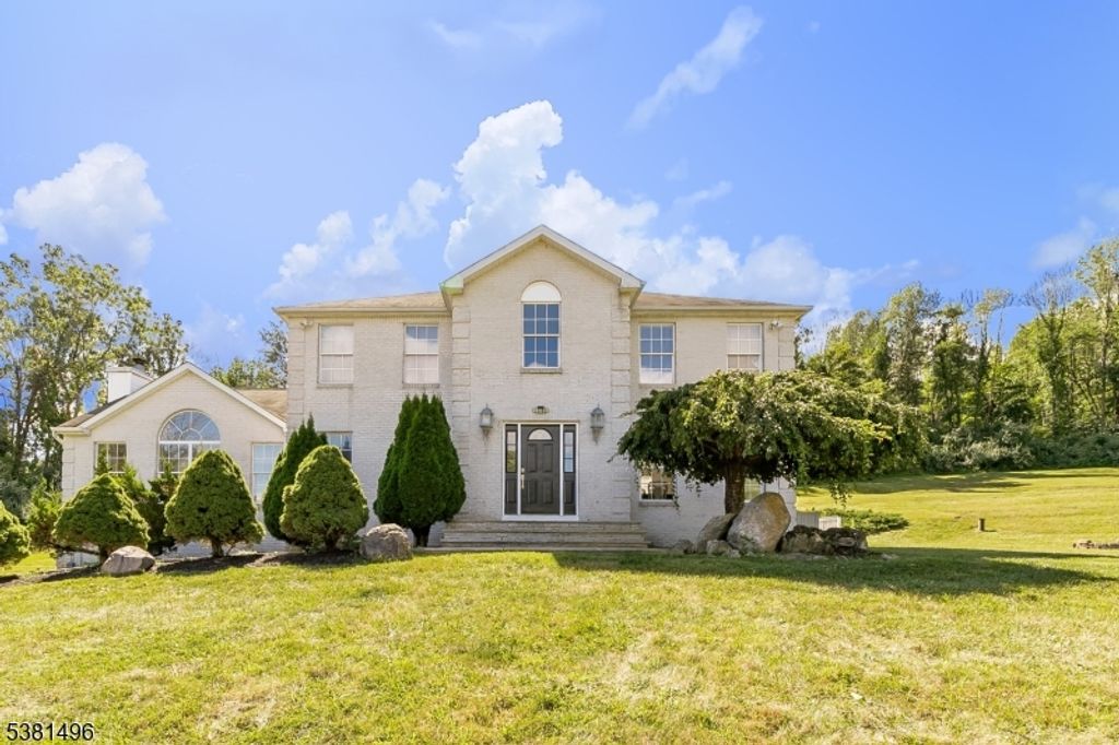 6 Rose Ln, Independence Twp., NJ 07840