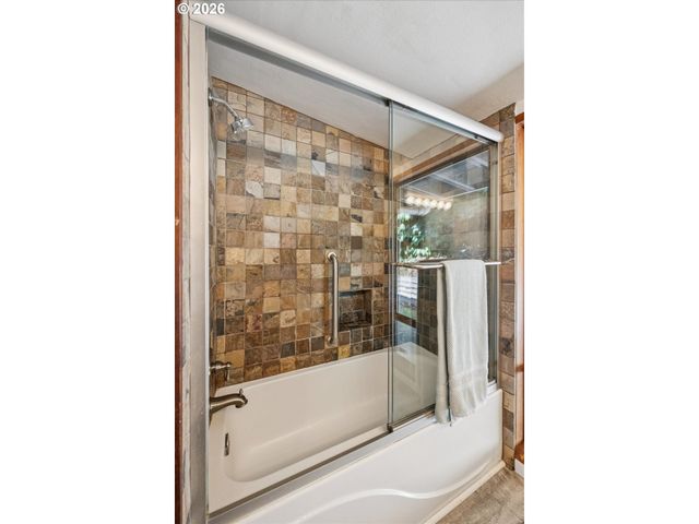 4533 Se REX Dr, Portland, OR 97206