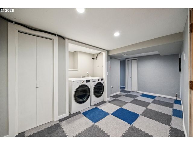 4533 Se REX Dr, Portland, OR 97206