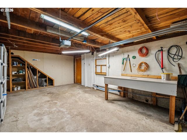 4533 Se REX Dr, Portland, OR 97206