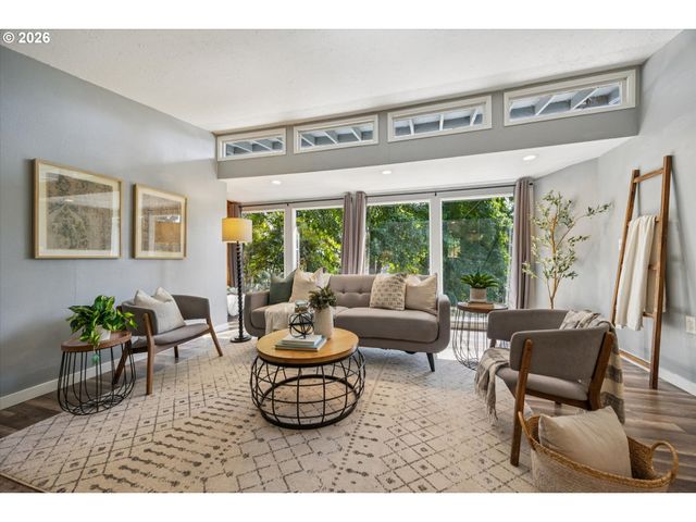 4533 Se REX Dr, Portland, OR 97206