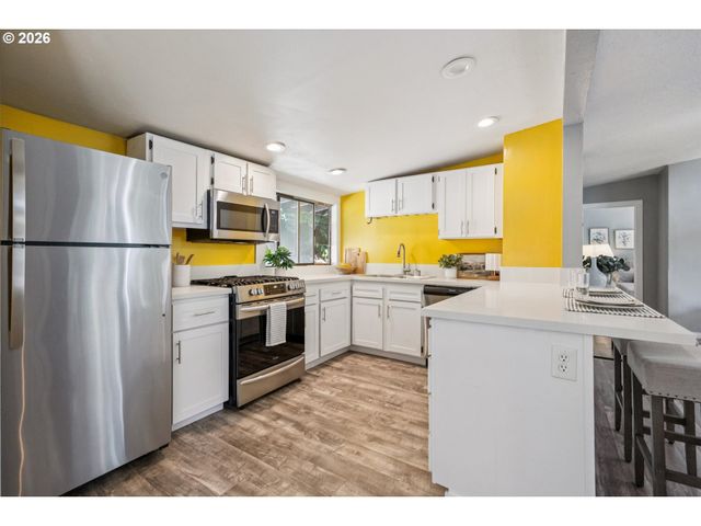 4533 Se REX Dr, Portland, OR 97206