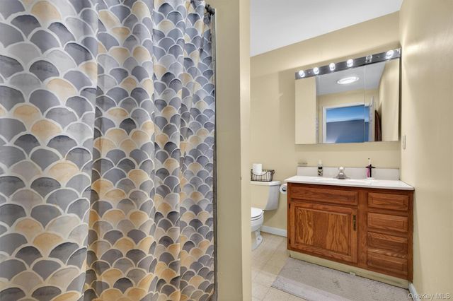 4 Strack Court, West Haverstraw, NY 10993