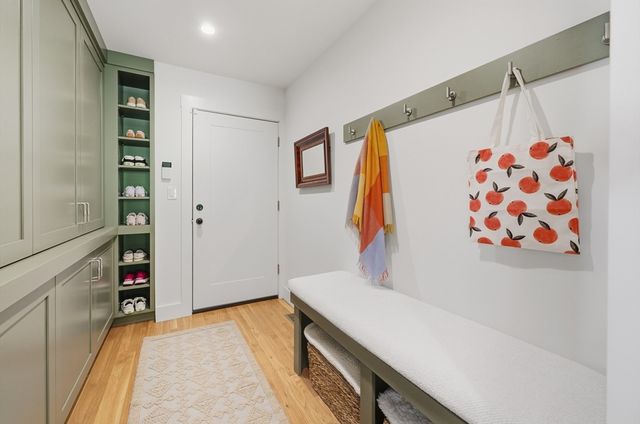 43 Prentiss Ln, Belmont, MA 02478