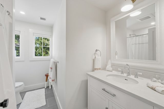 43 Prentiss Ln, Belmont, MA 02478