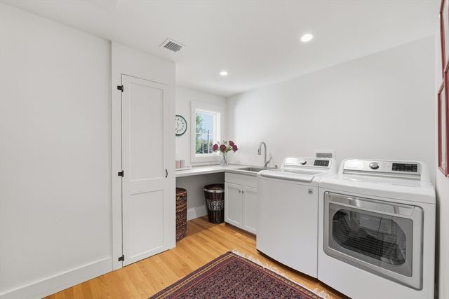 43 Prentiss Ln, Belmont, MA 02478