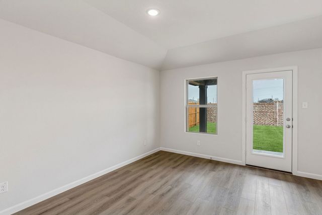 3896 Rose Hill Court, Denison, TX 75020