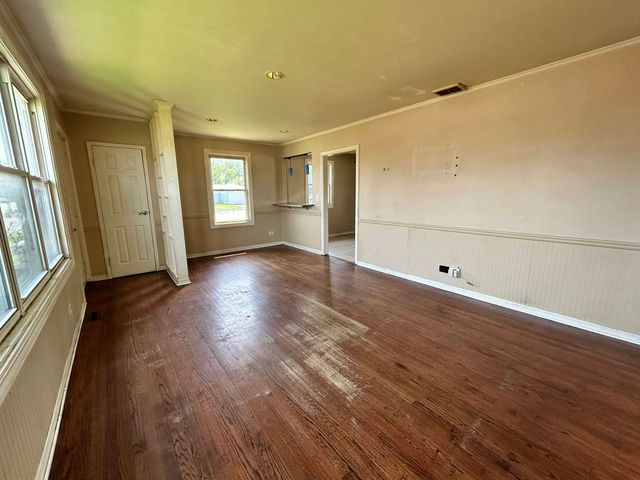 4000 W 107th Street, Oak Lawn, IL 60453
