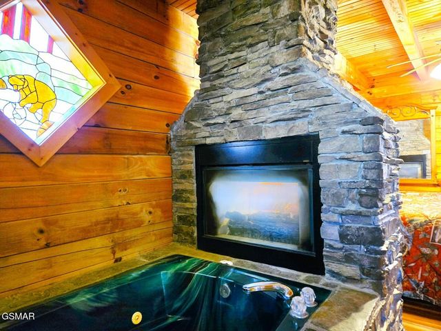 1580 Walt Price Road, Sevierville, TN 37876