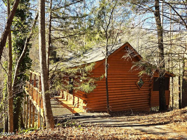 1580 Walt Price Road, Sevierville, TN 37876