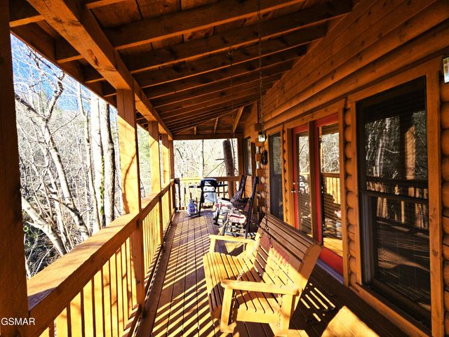 1580 Walt Price Road, Sevierville, TN 37876