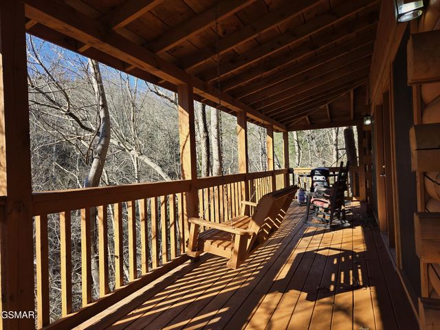 1580 Walt Price Road, Sevierville, TN 37876