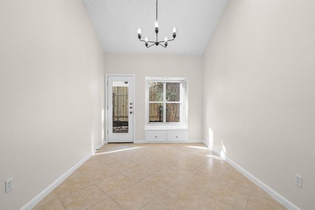 2211 Tanglevine DR, Austin, TX 78748