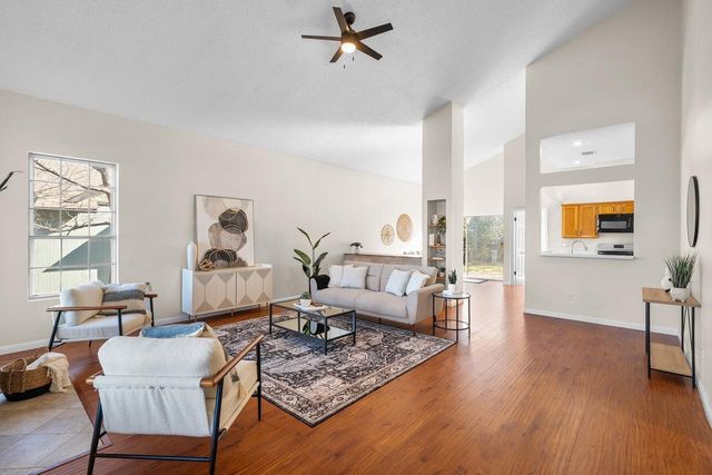 2211 Tanglevine DR, Austin, TX 78748