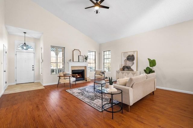 2211 Tanglevine DR, Austin, TX 78748