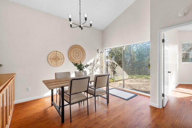 2211 Tanglevine DR, Austin, TX 78748