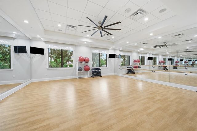 30980 LINDENTREE DRIVE, Wesley Chapel, FL 33543