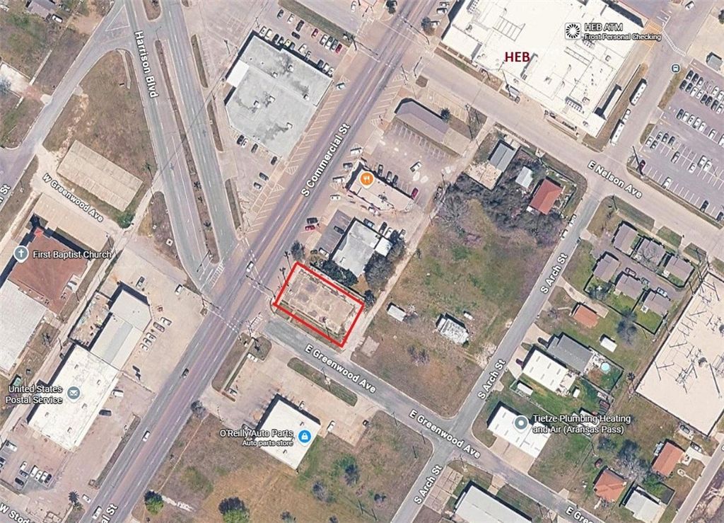 559 S Commercial St, Aransas Pass, TX 78336 — photo 2