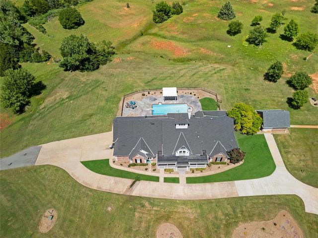 3100 Freeman Manor Drive, Jones, OK 73049