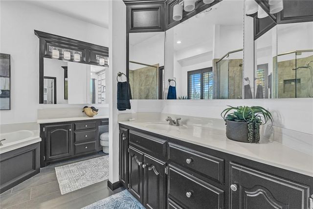 3100 Freeman Manor Drive, Jones, OK 73049