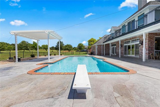 3100 Freeman Manor Drive, Jones, OK 73049