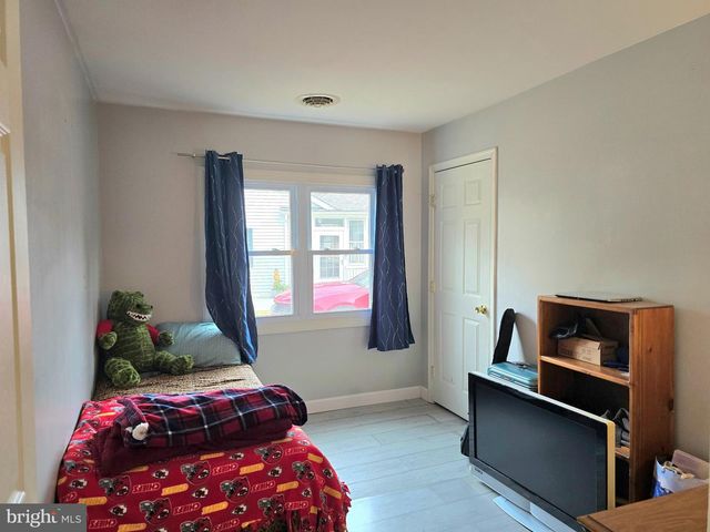 121 MORRIS DR, Dover, DE 19901