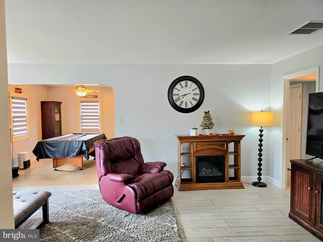 121 MORRIS DR, Dover, DE 19901