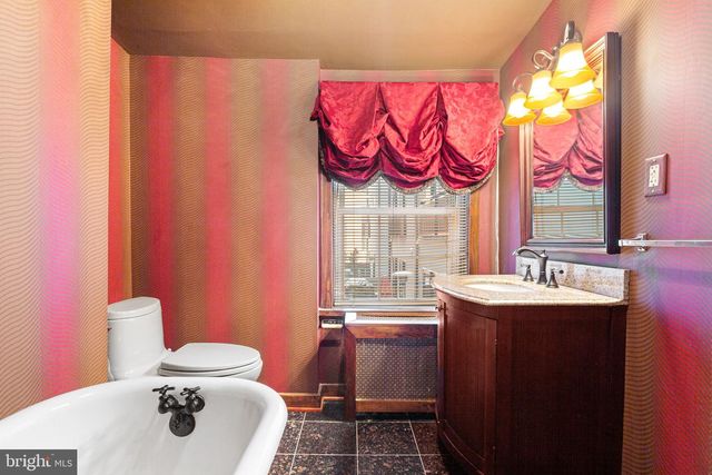 148 VINE ST, Philadelphia, PA 19106