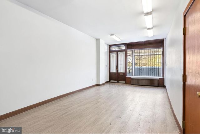 148 VINE ST, Philadelphia, PA 19106