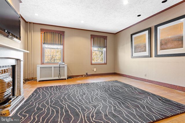 148 VINE ST, Philadelphia, PA 19106