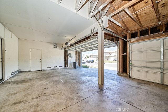 14729 Foxfield Lane, Fontana, CA 92336