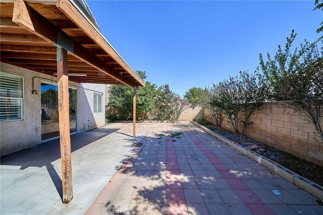 14729 Foxfield Lane, Fontana, CA 92336