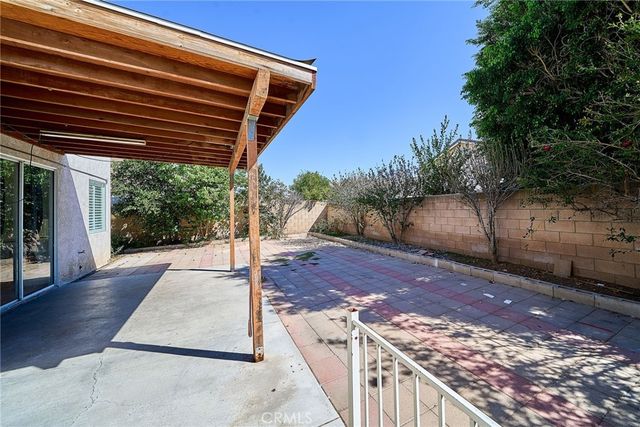 14729 Foxfield Lane, Fontana, CA 92336