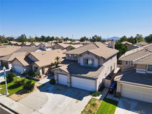 14729 Foxfield Lane, Fontana, CA 92336