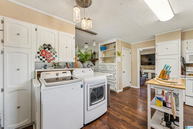 1066 SUNNY DELL LANE, Bessemer, AL 35023