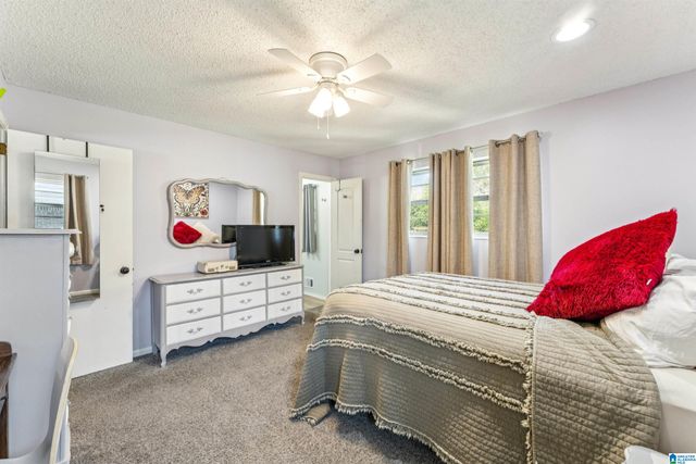 1066 SUNNY DELL LANE, Bessemer, AL 35023