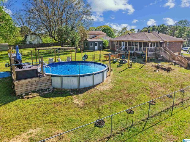 1066 SUNNY DELL LANE, Bessemer, AL 35023
