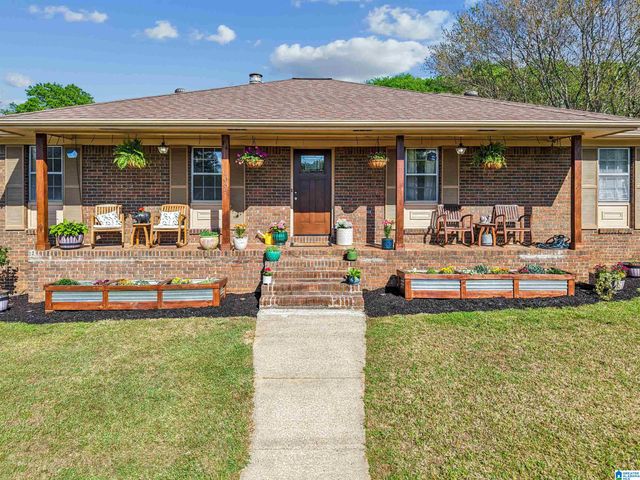 1066 SUNNY DELL LANE, Bessemer, AL 35023