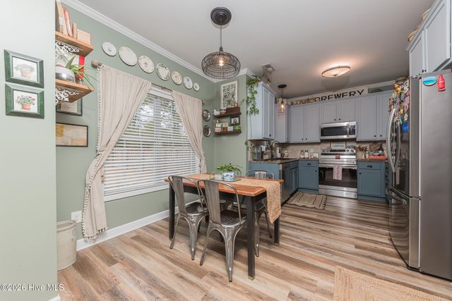 273 Inverness Drive, Hubert, NC 28539