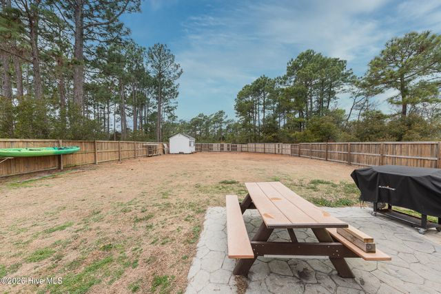 273 Inverness Drive, Hubert, NC 28539