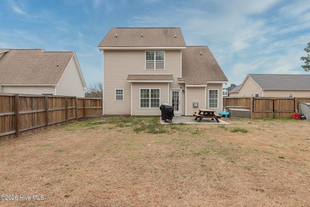 273 Inverness Drive, Hubert, NC 28539