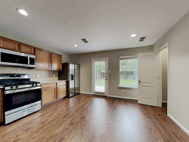 11338 Log Cabin Lane, Tomball, TX 77375