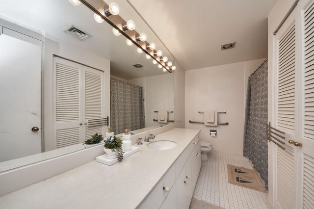 5000 Montrose Boulevard 14H, Houston, TX 77006