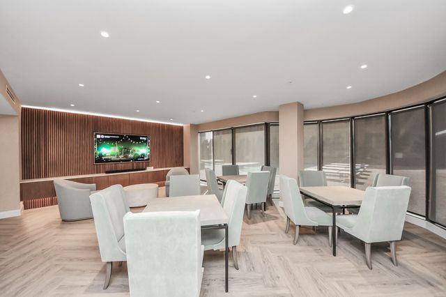 5000 Montrose Boulevard 14H, Houston, TX 77006