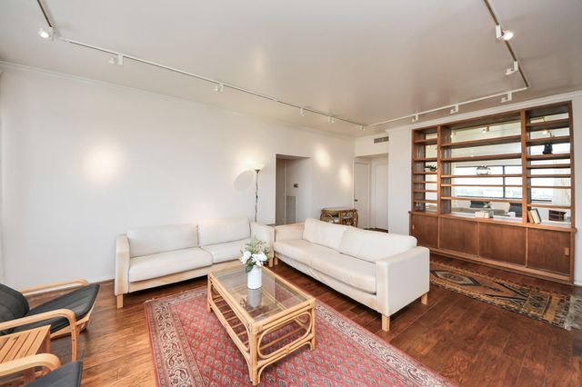 5000 Montrose Boulevard 14H, Houston, TX 77006