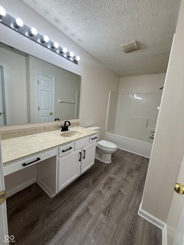 1234 Estuary Drive, Indianapolis, IN 46217