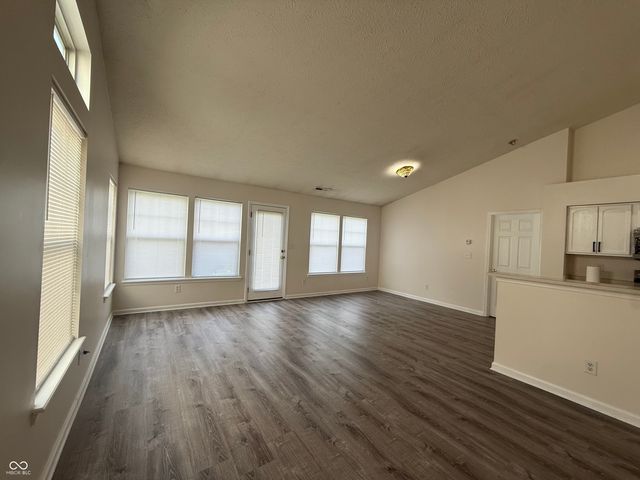 1234 Estuary Drive, Indianapolis, IN 46217