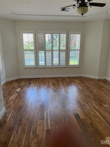 12417 Locksley Drive, Bakersfield, CA 93311