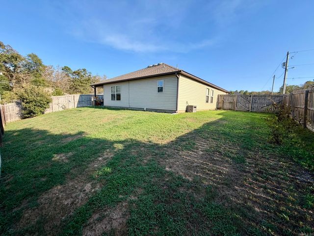 2209 San Luis Boulevard, North Little Rock, AR 72118