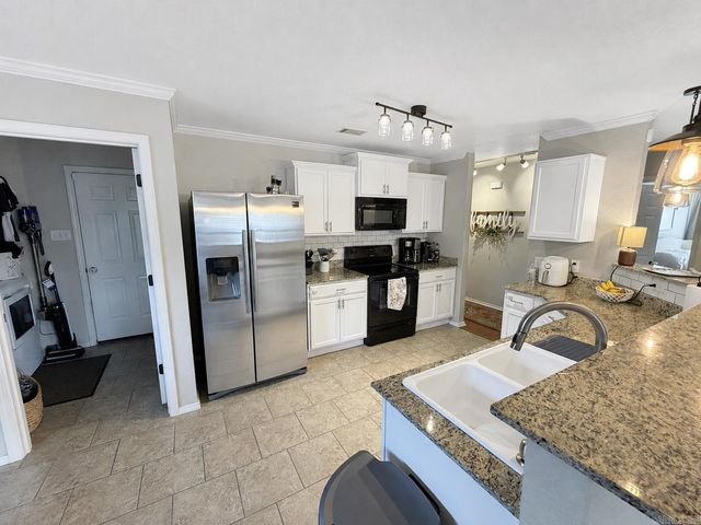 2209 San Luis Boulevard, North Little Rock, AR 72118